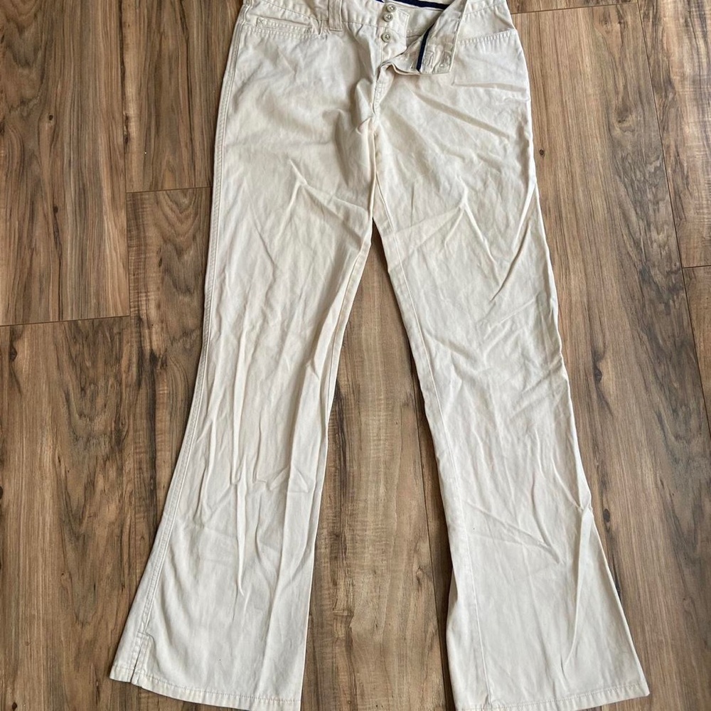 Abercrombie white flared pants, perfect condition, size 4